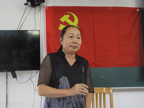 黄晓梅作动员讲话